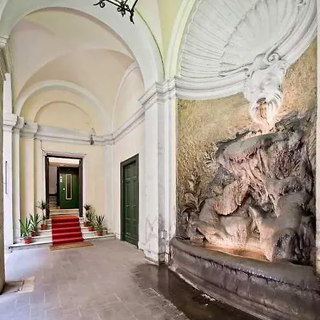 Hotel Antica Fontana Di Traiano 5*